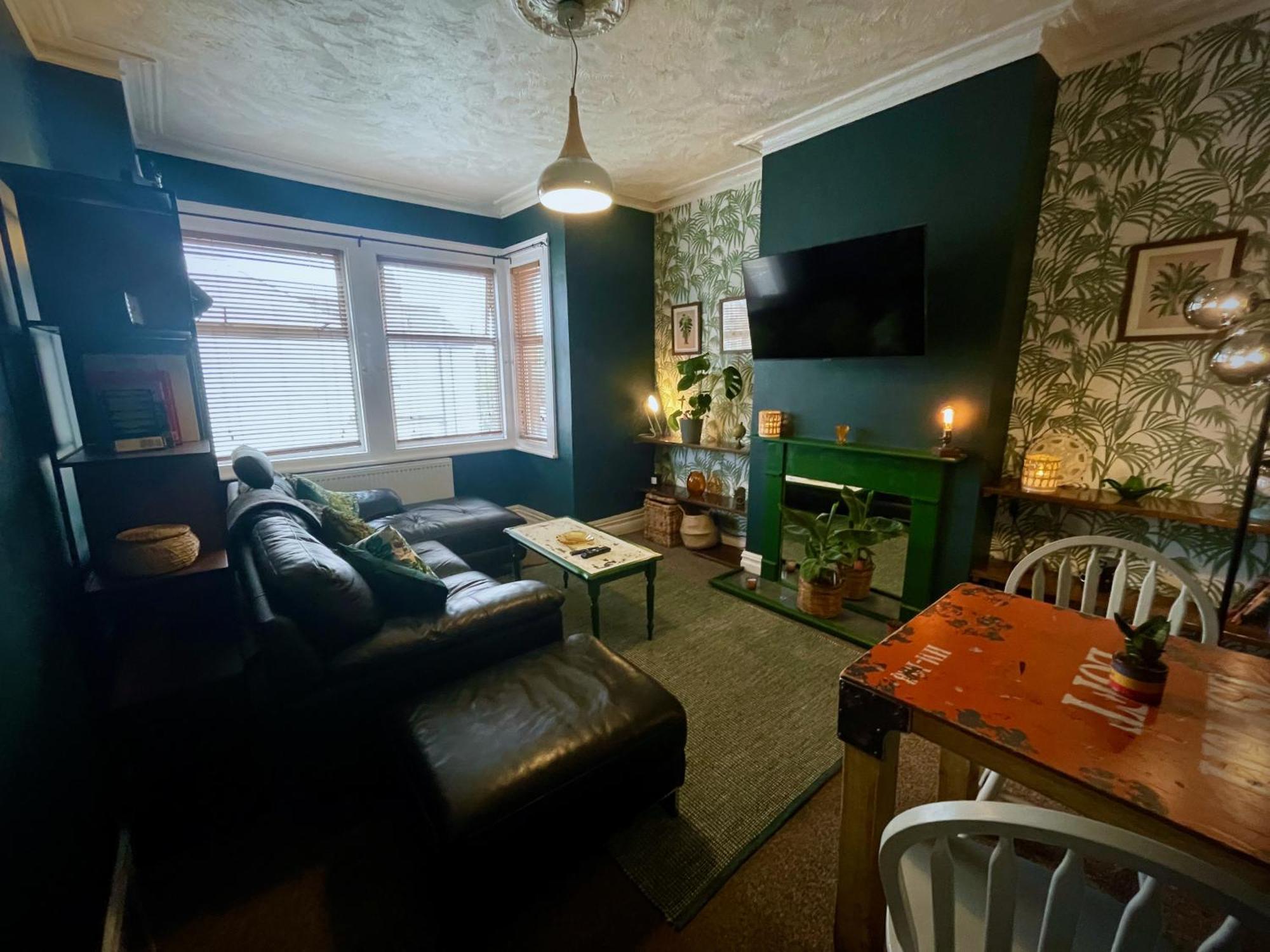 Stylish And Artistic Flat In Southend On Sea Apartment Екстериор снимка