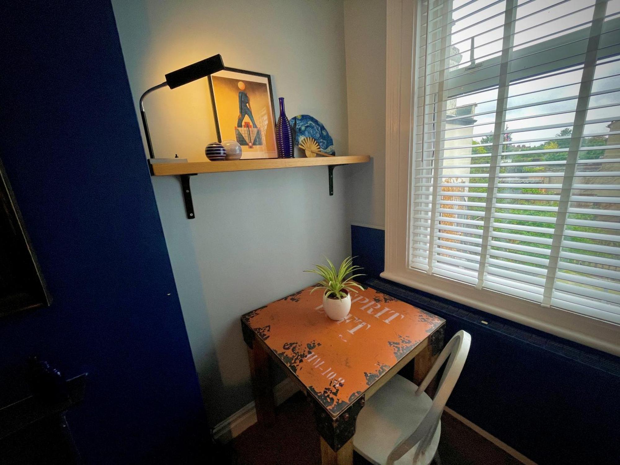 Stylish And Artistic Flat In Southend On Sea Apartment Екстериор снимка
