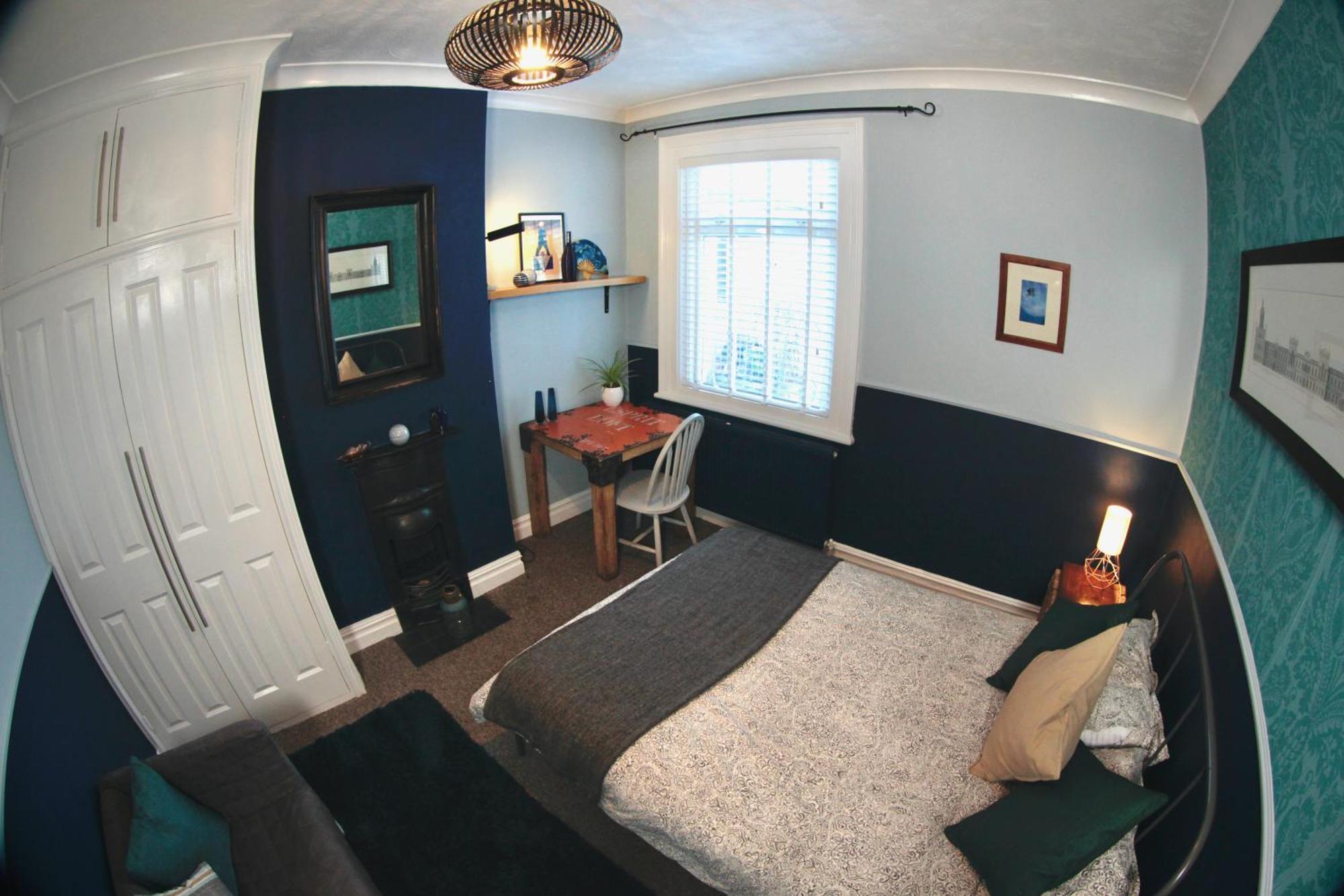 Stylish And Artistic Flat In Southend On Sea Apartment Екстериор снимка