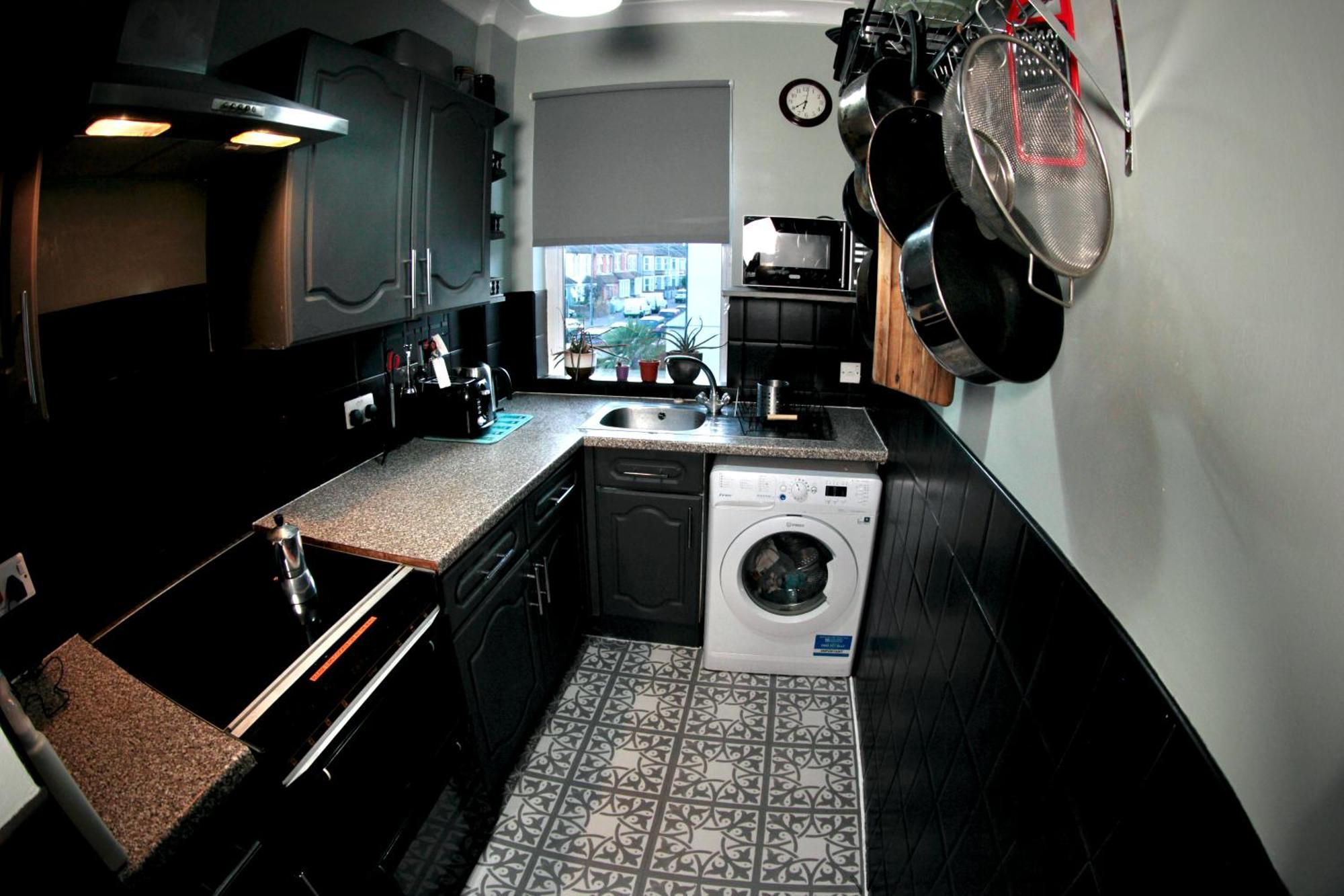 Stylish And Artistic Flat In Southend On Sea Apartment Екстериор снимка