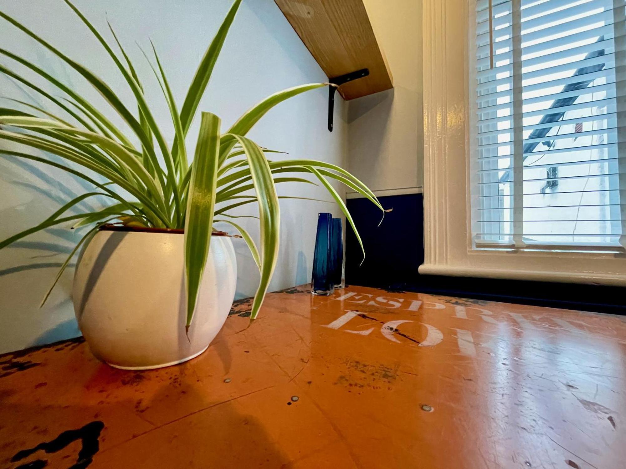Stylish And Artistic Flat In Southend On Sea Apartment Екстериор снимка